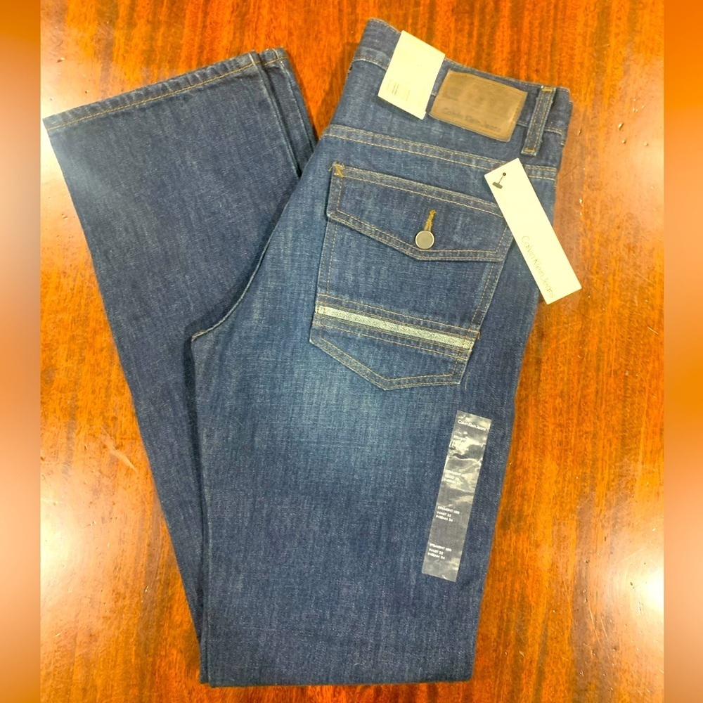 NWT! Calvin Klein Straight Cut Womens Jeans 32/34